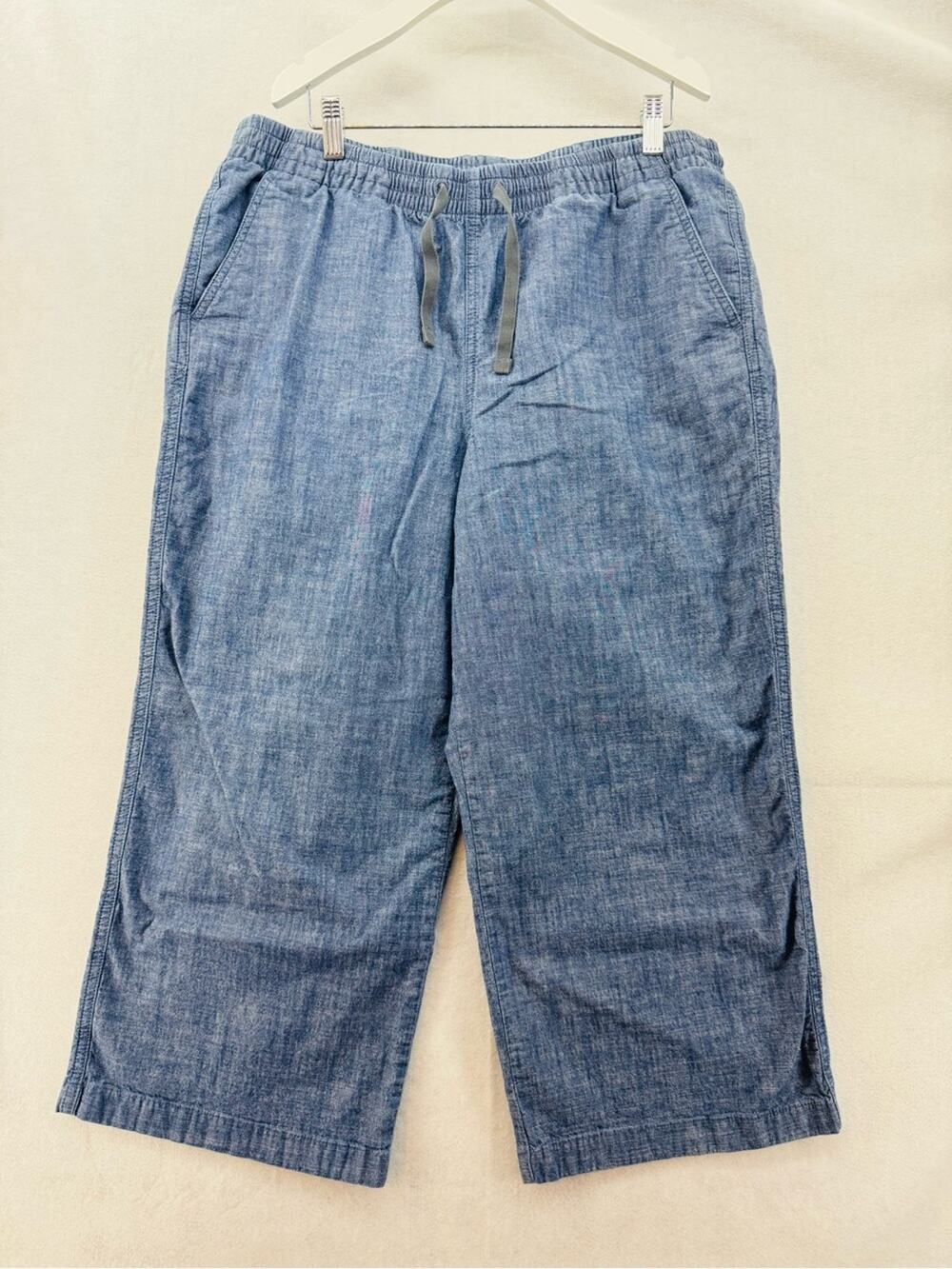 EUC LLBean Favorite Fit Women’s Cropped Capri Denim Pants Elastic Waist size 18